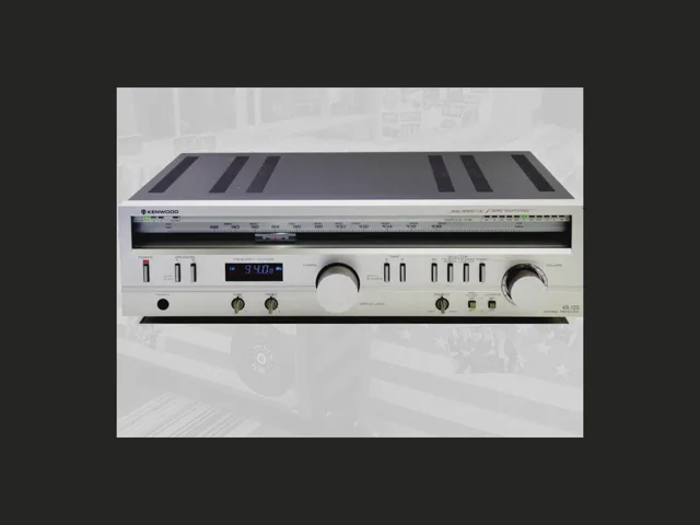 Kenwood KR-720