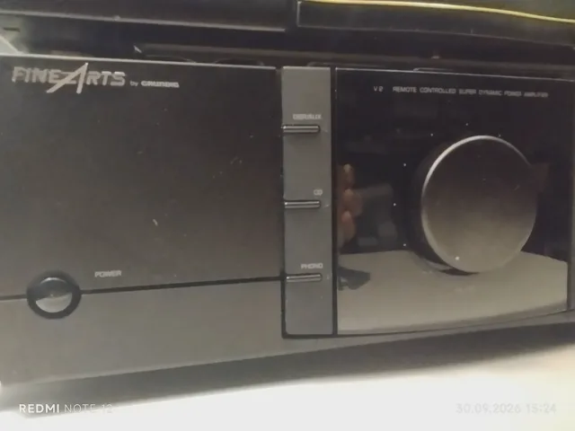 GRUNDIG Fine Arts V2