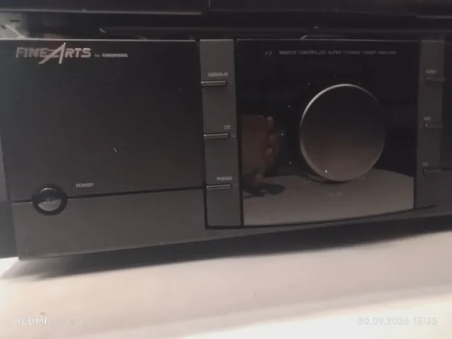 GRUNDIG Fine Arts V2