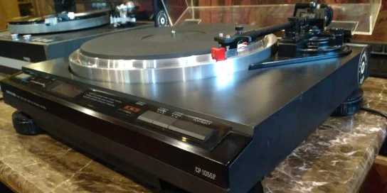 ONKYO Integra CP-1055F