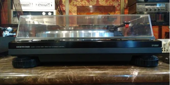ONKYO Integra CP-1055F