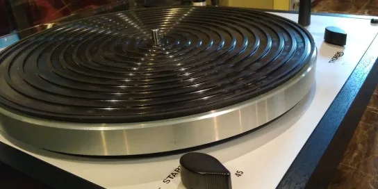 THORENS TD 146
