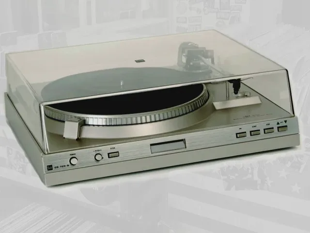 DUAL CS 728