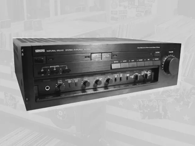 YAMAHA A-1020